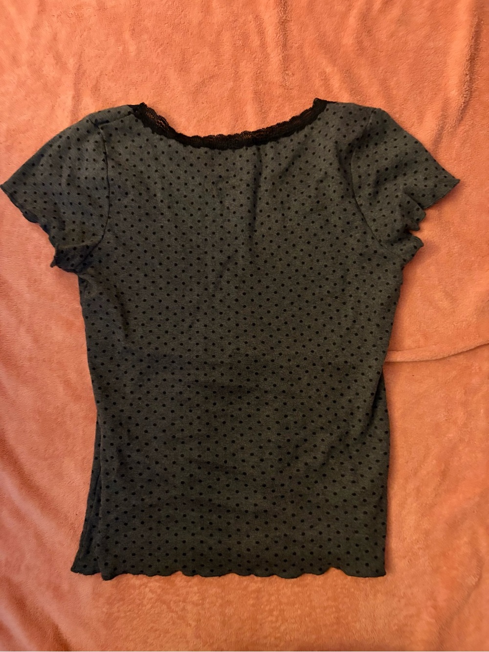 BRANDY MELVILLE Black Polka Dot Scoop Neck Tee - Picture 2 of 3